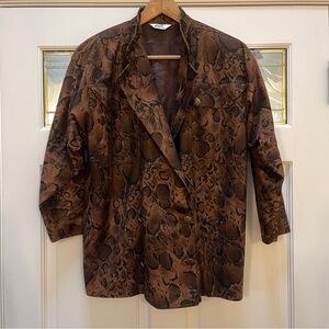 “Art Fashion Wear” Vintage Animal Print Blazer